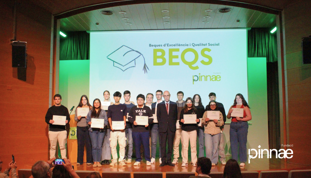 Quinze joves de la Vegueria Penedès reben les Beques BEQS 2025 de la Fundació Pinnae